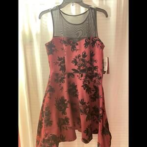 Trixxi Dress with tags, size medium - Red with black velvet flowers- NWT